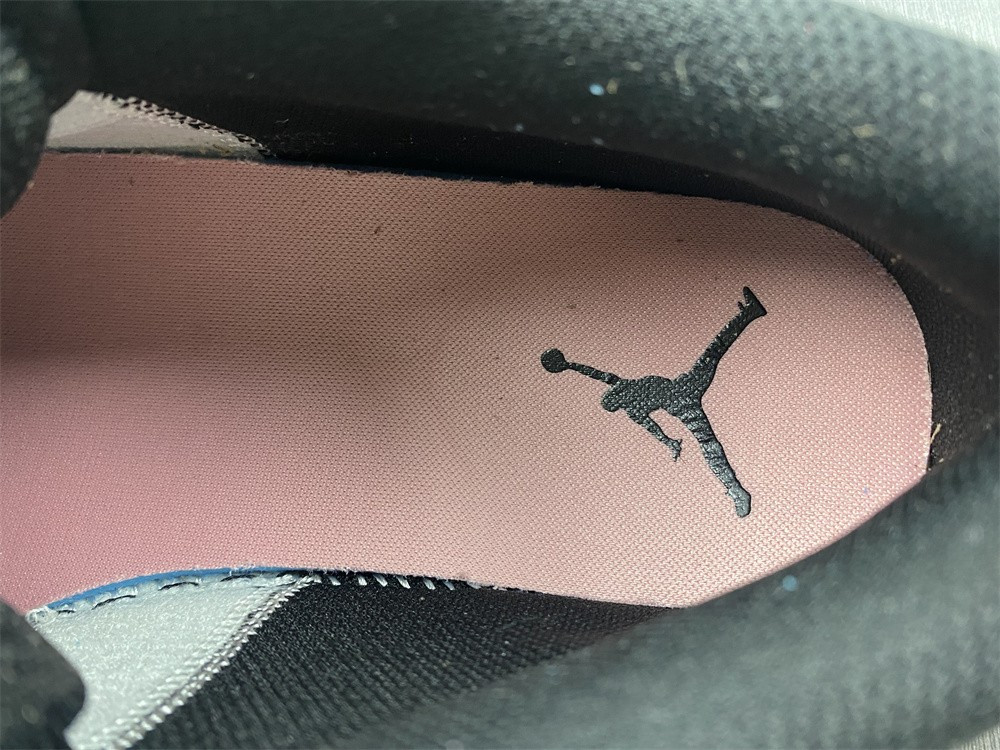 Jordan 1 Low Black Grey Pink 553558-062