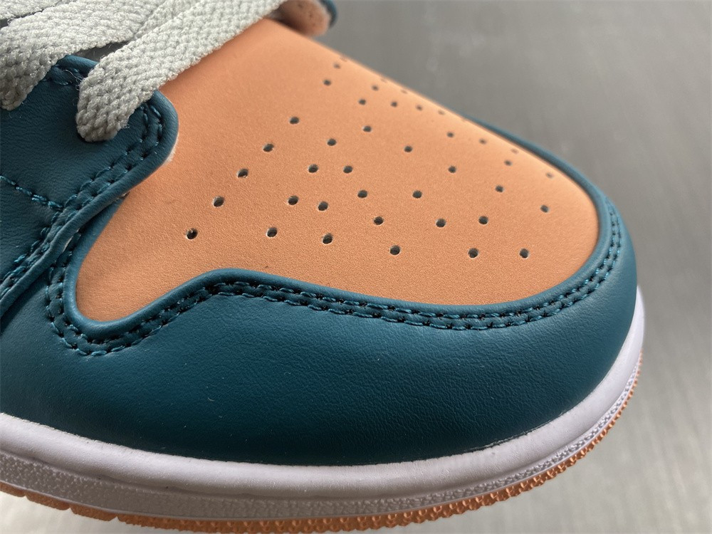 Jordan 1 Mid Dark Teal Green (W) BQ6472-308