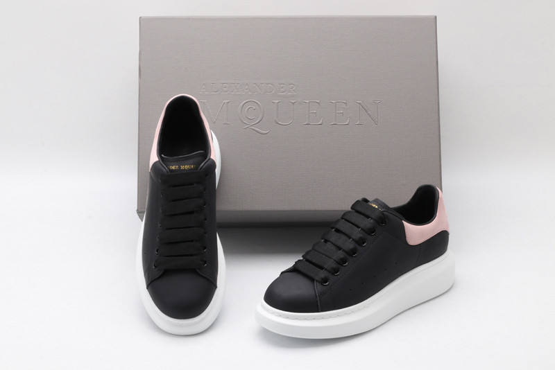 ALEXANDER MCQUEEN SNEAKER