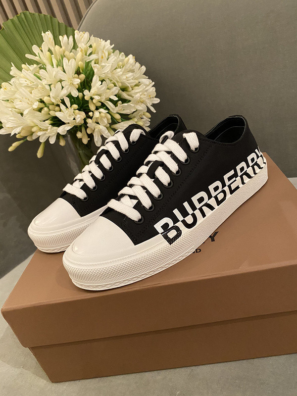 BUR SNEAKER