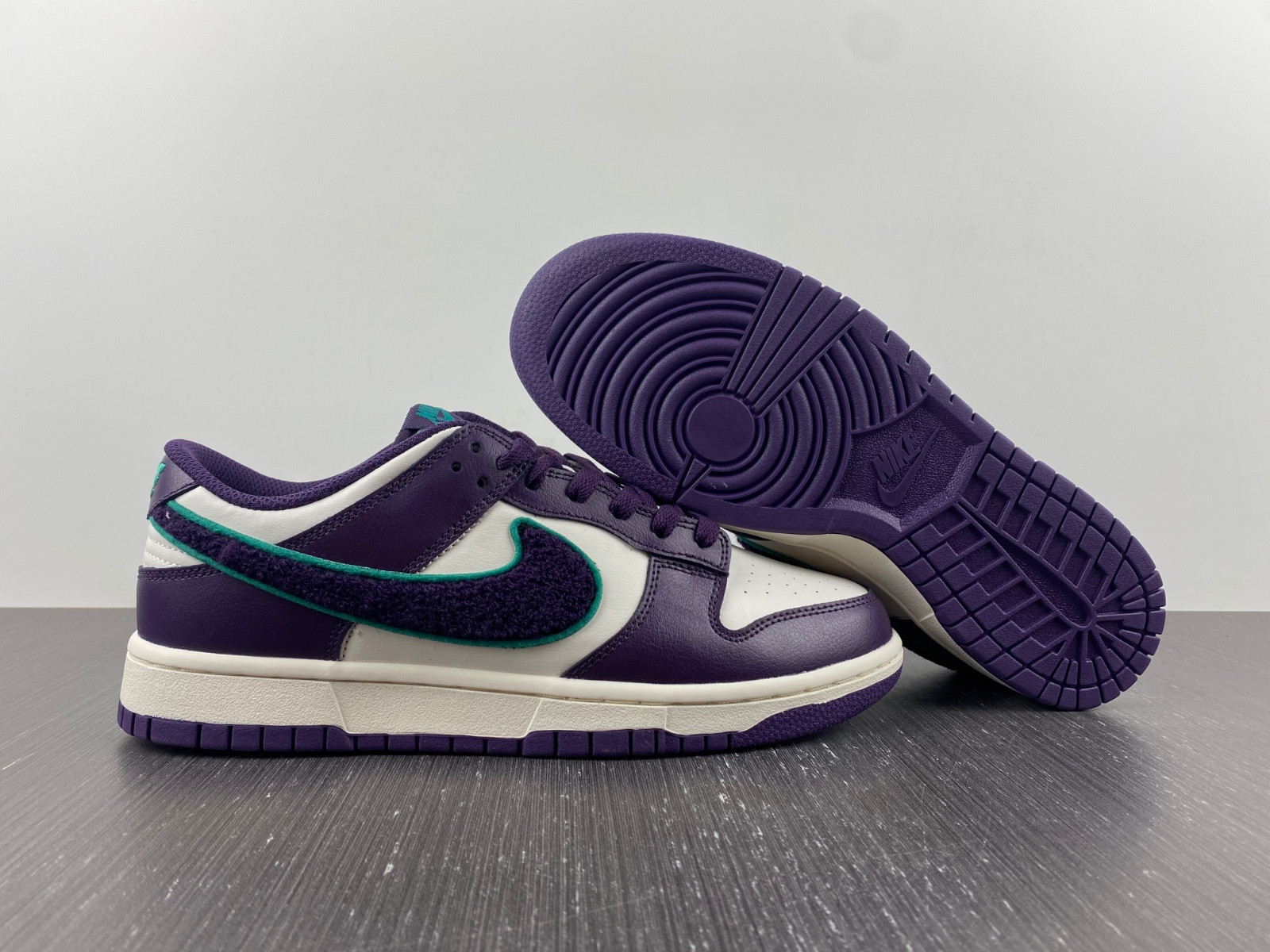 Nike Dunk Low Chenille White Purple DQ7683-100
