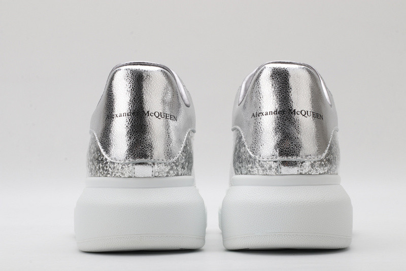 ALEXANDER MCQUEEN SNEAKER