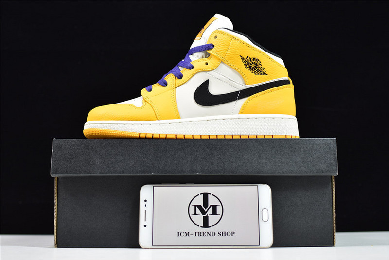 Air Jordan 1 Mid AJ1 852542-700