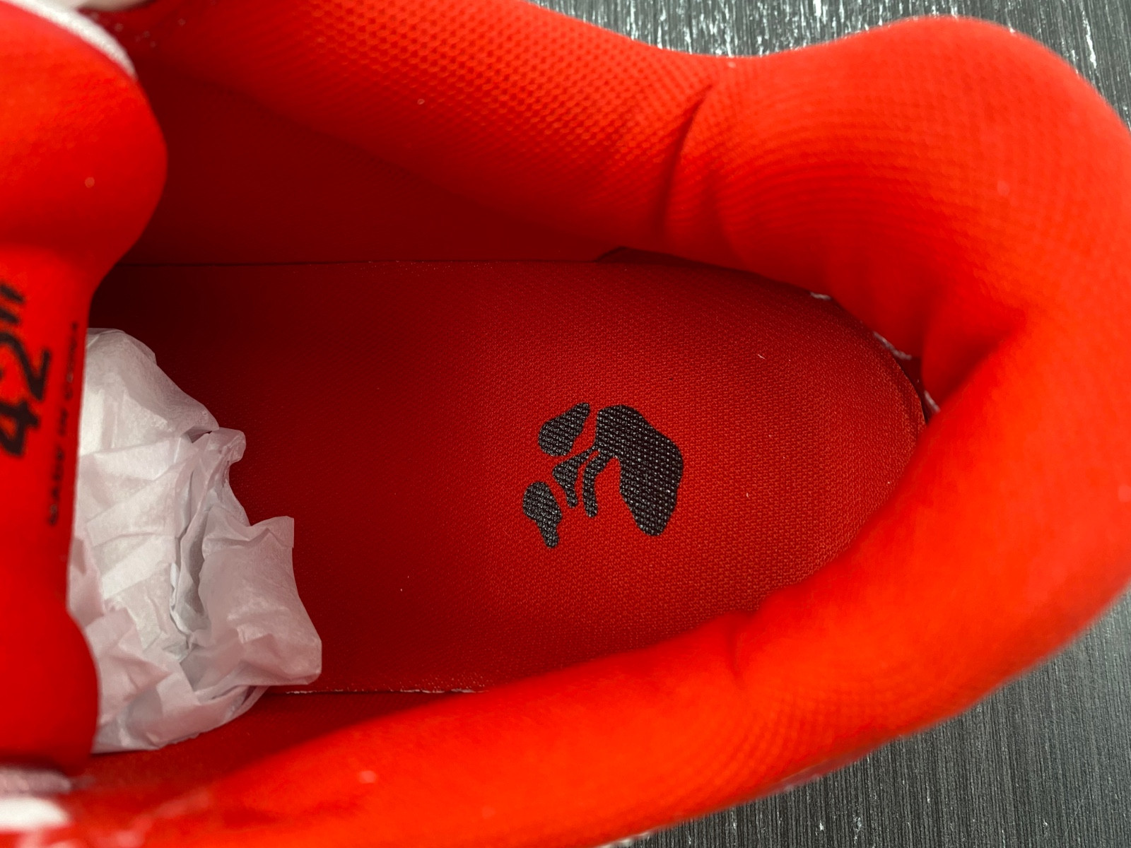 Off-White c/o Virgil Abloh