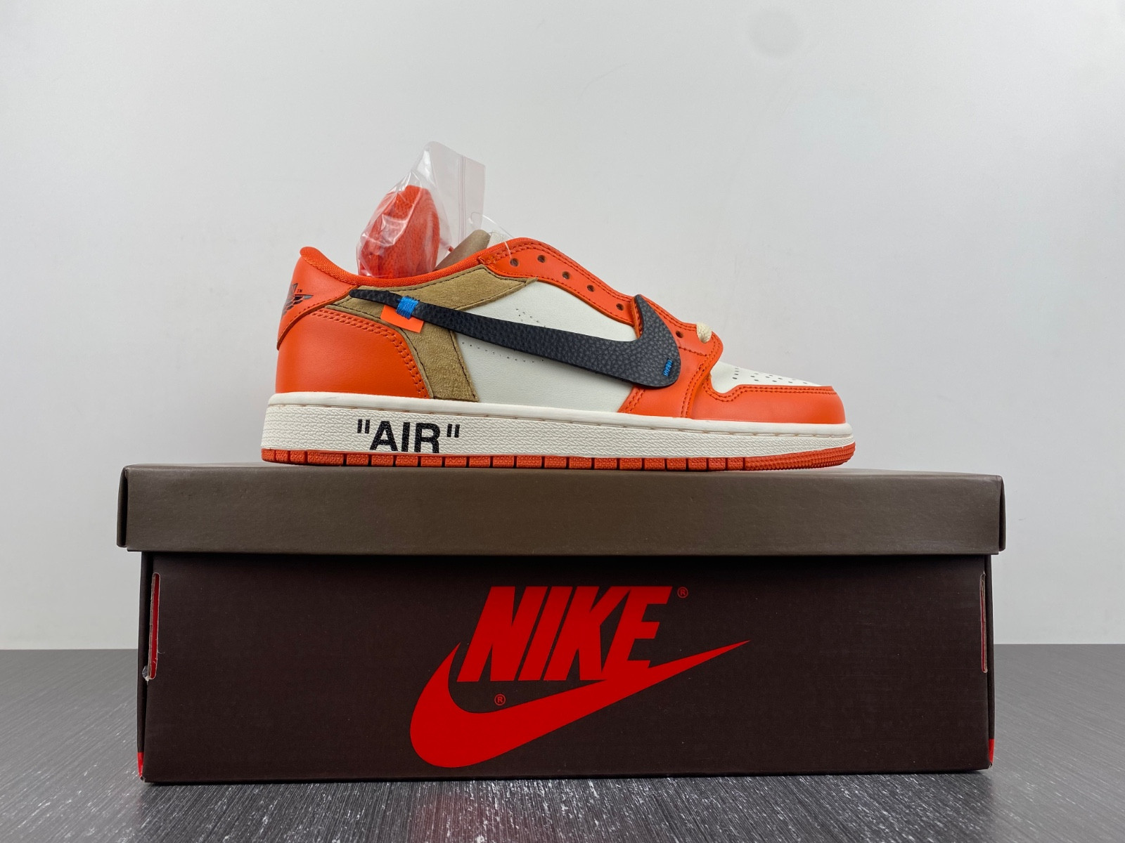 Air Jordan 1 Low OW Sneaker CZ0790-113