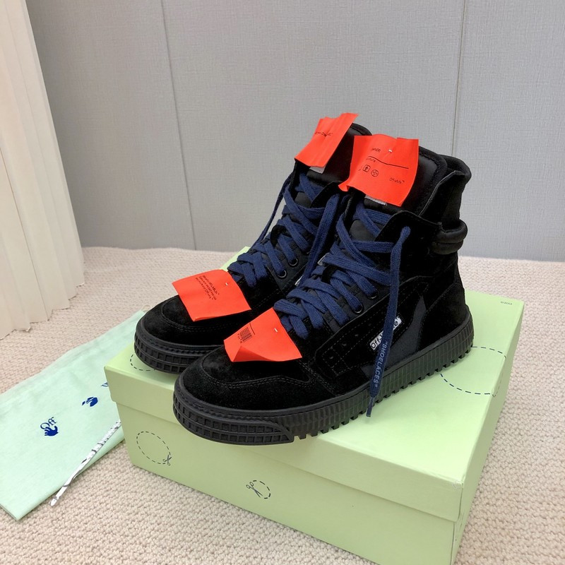 Off-White c/o Virgil Abloh