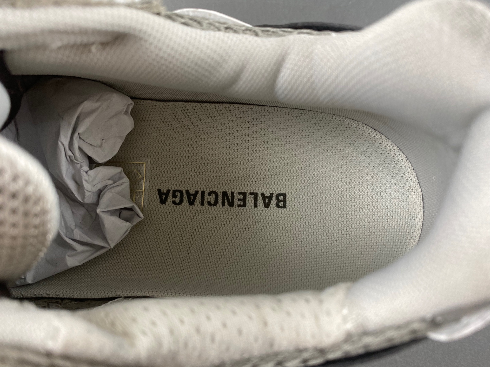 Ba*len*cia*ga runner 779066-w3rbxp-2000