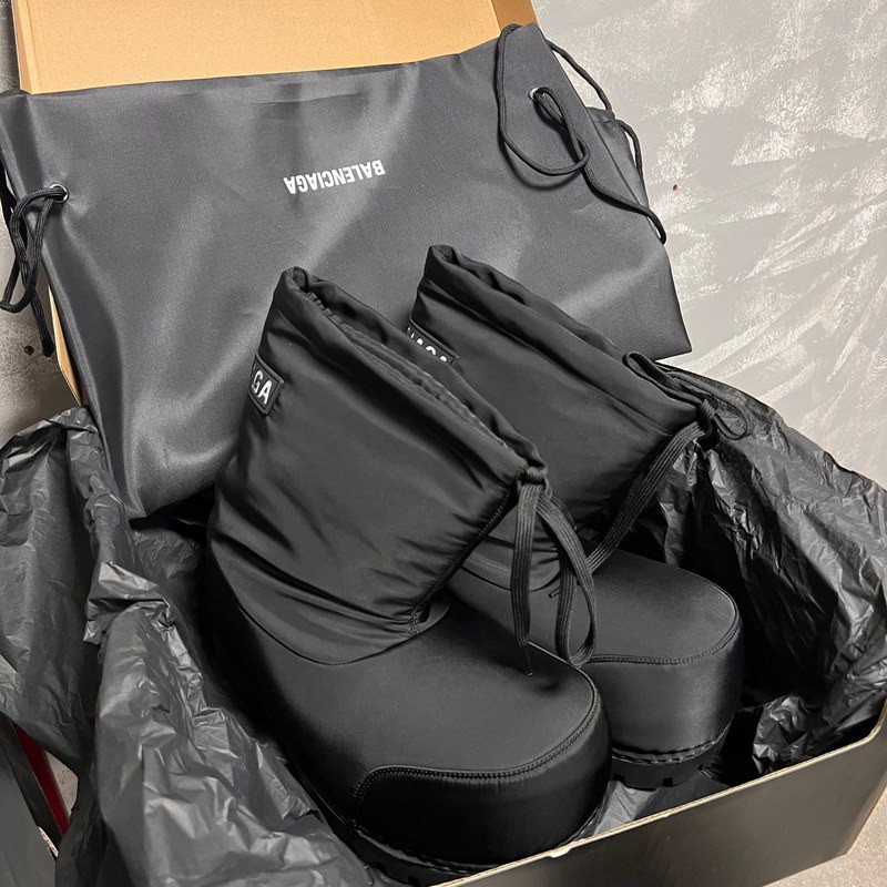 Balenciaga Alaska High Boot in black nylon