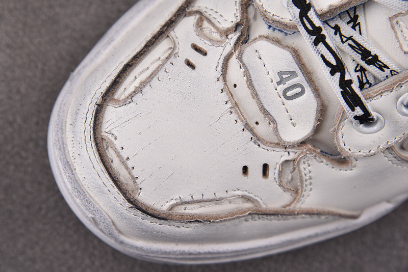 Balenciaga Hamptons Worn-Out White / Dark Blue