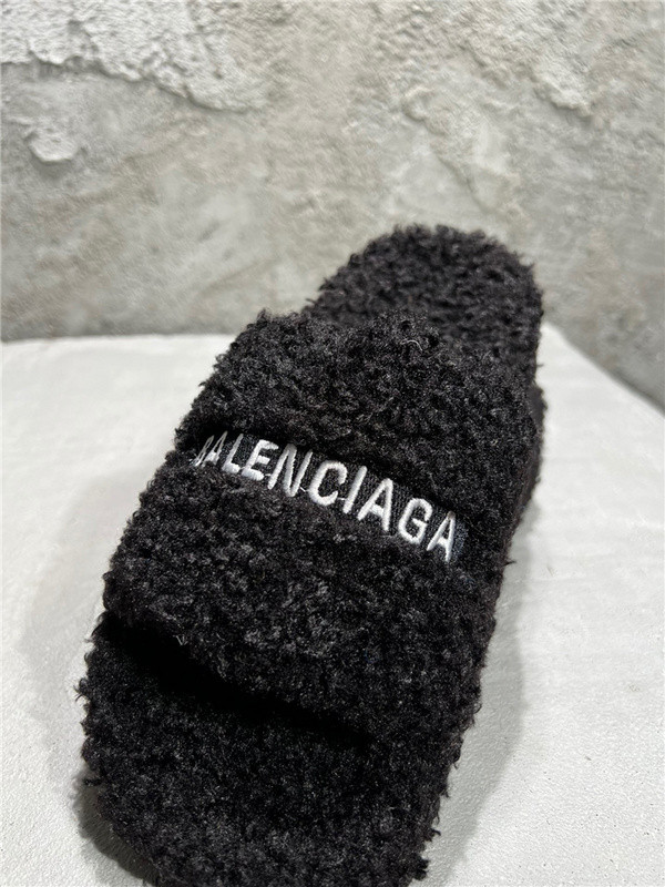 BALENCIAGA SLIDES