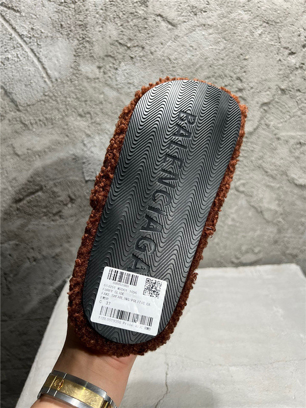 BALENCIAGA SLIDES