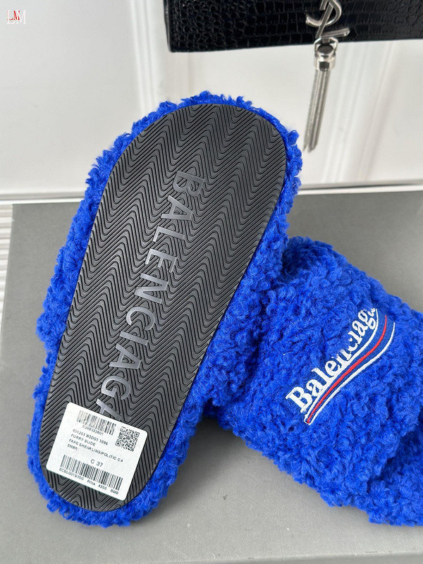 BALENCIAGA SLIDES