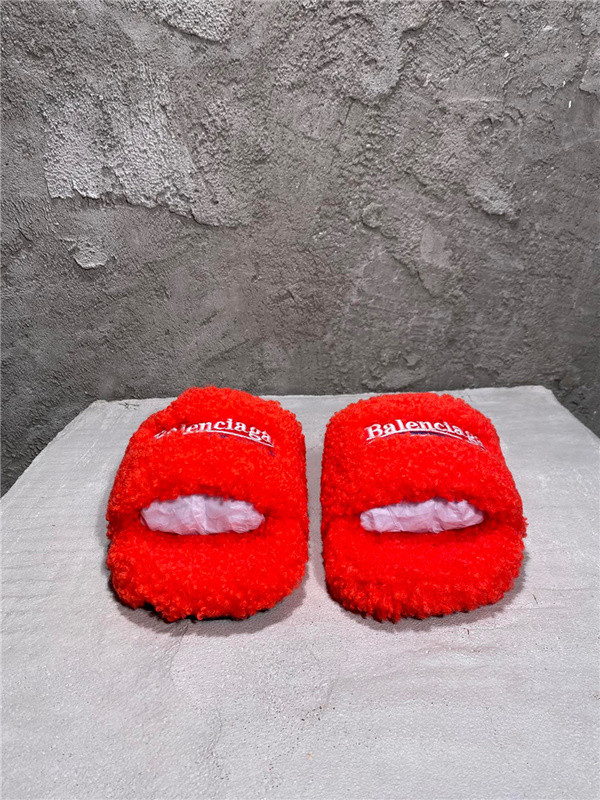 BALENCIAGA SLIDES