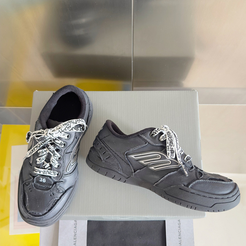 BALENCIAGA Launches New Hamptons Sneaker