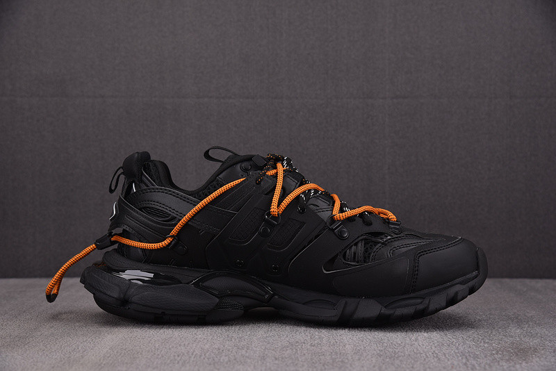 BALENCIAGA TRACK 800592 WTRHK 1000