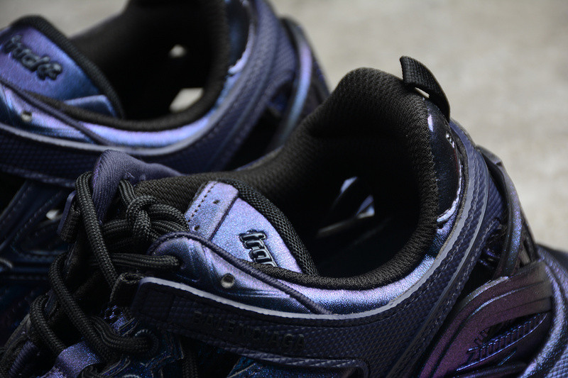 BALENCIAGE TRIPLE TRAINER 570391 W2GN1 9025