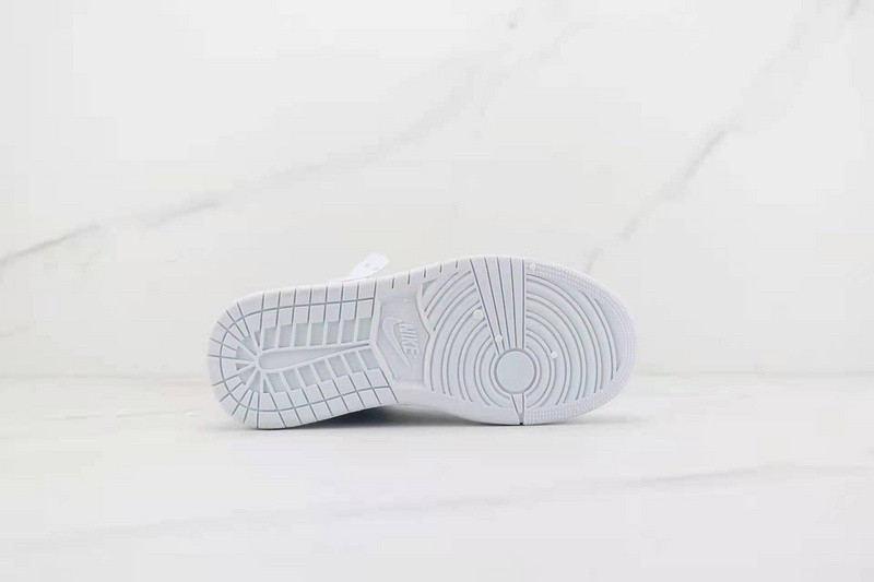 AIR JORDAN 1 KIDS SHOES
