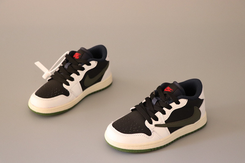 AIR JORDAN 1 KIDS SHOES