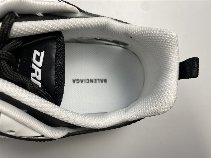 Ba*len*cia*ga drive sneaker 624343-w2fd1-1019