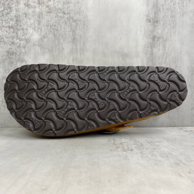 Ch*0me He**ts birkenstocks