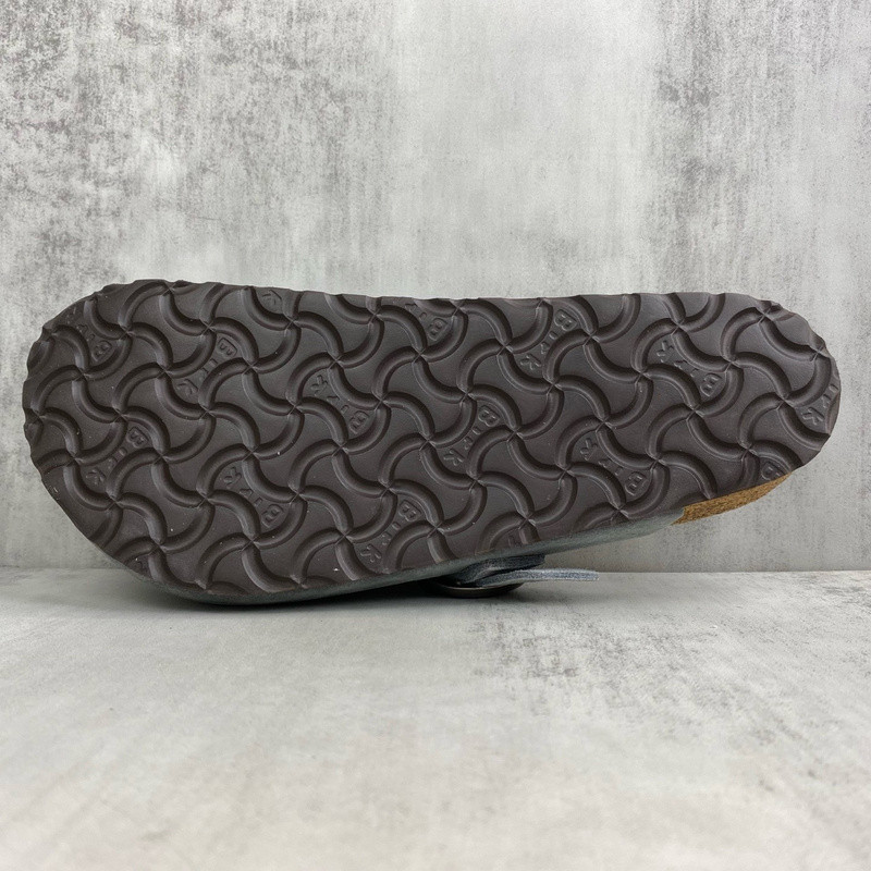 Ch*0me He**ts birkenstocks