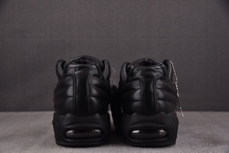 Nike x Suprem* Air Max 95 Lux 