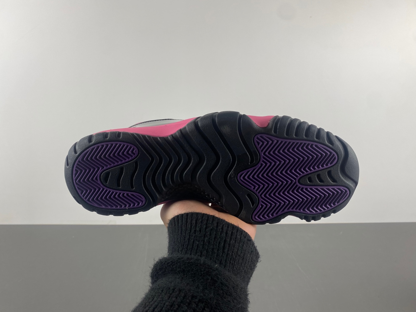 Air Jordan 11 Custom “Pink and Black” CT8012 500