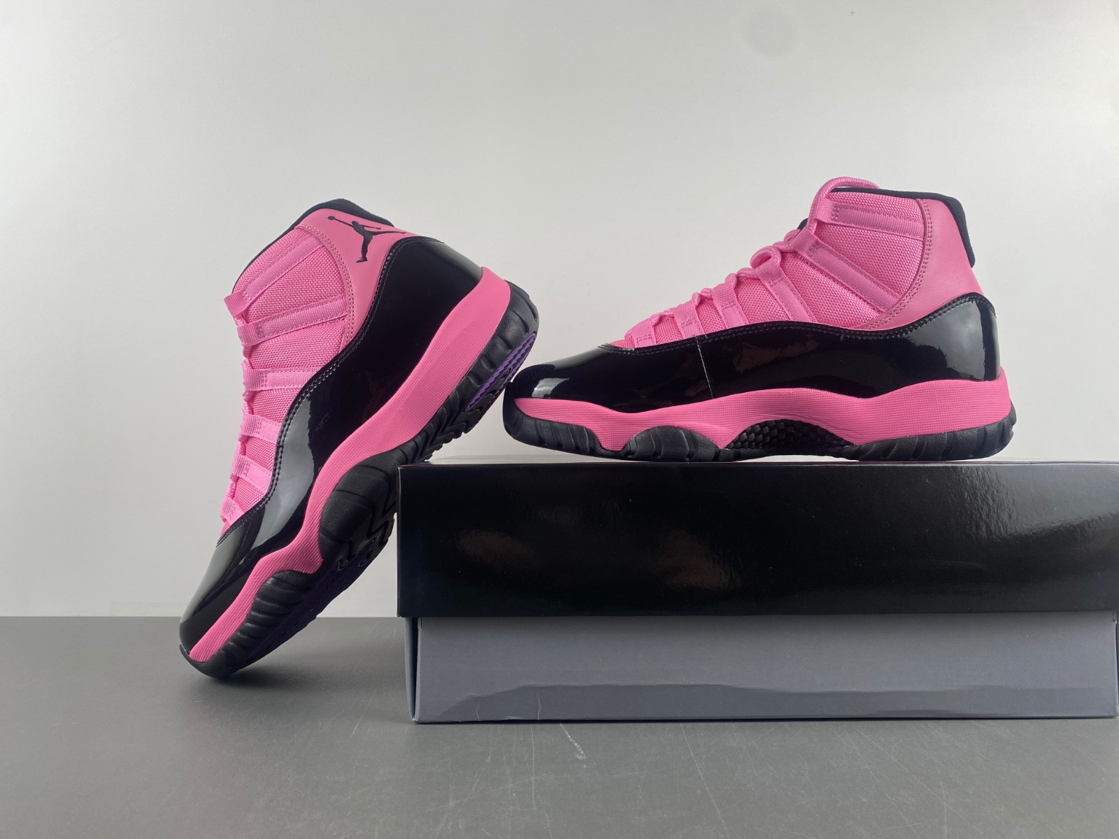 Air Jordan 11 Custom “Pink and Black” CT8012 500