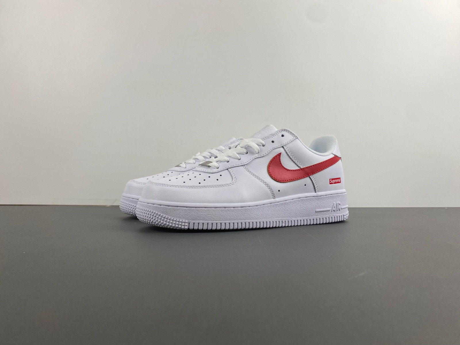 Nike Air Force 1 Low 