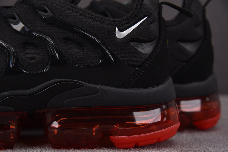 Nike Air VaporMax Plus Black CV1645-001