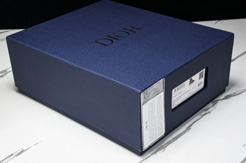 D B23 HIGH-TOP SNEAKERS