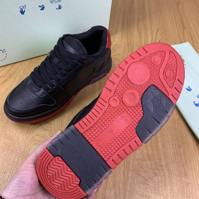 Off-White c/o Virgil Abloh