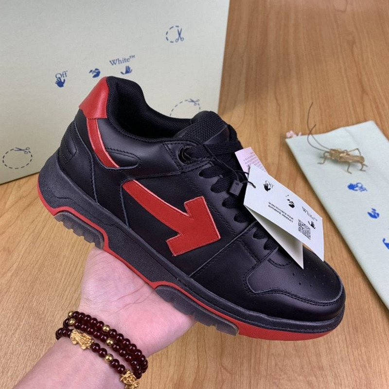 Off-White c/o Virgil Abloh