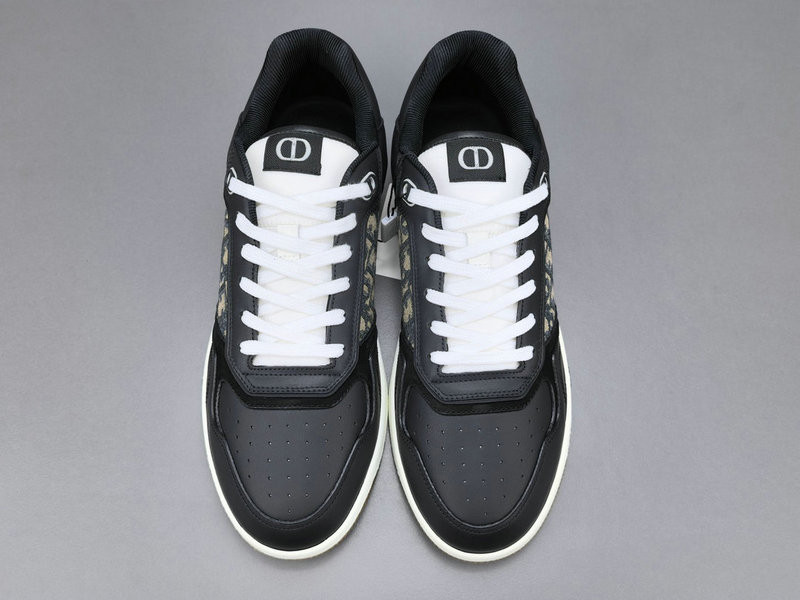 DIOR SNEAKERS