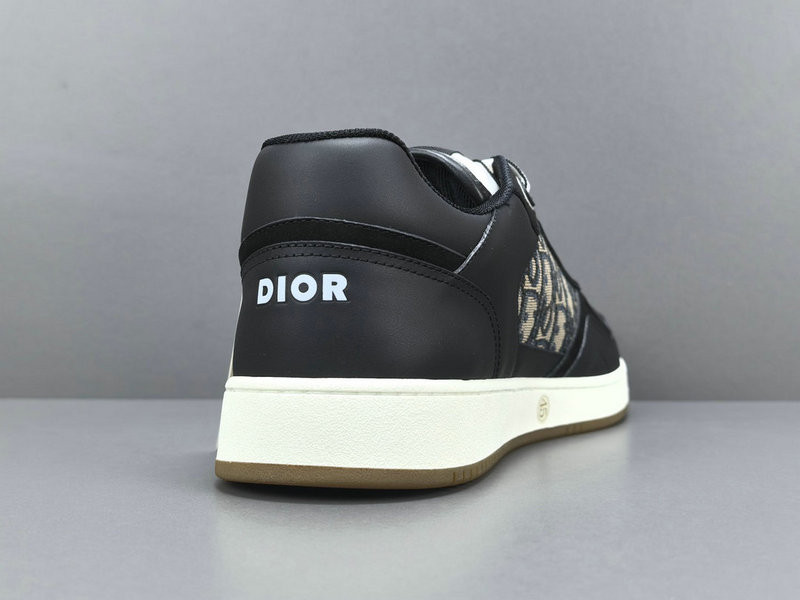DIOR SNEAKERS