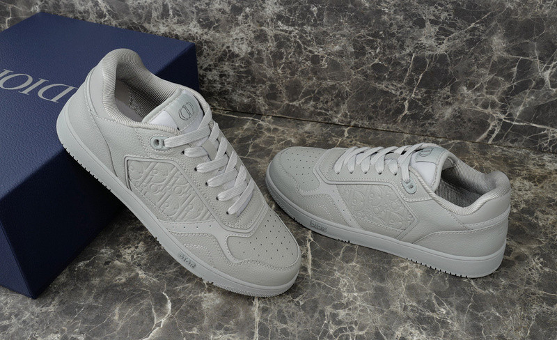 DIOR SNEAKERS