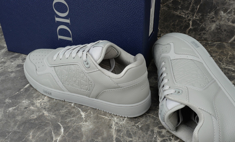 DIOR SNEAKERS