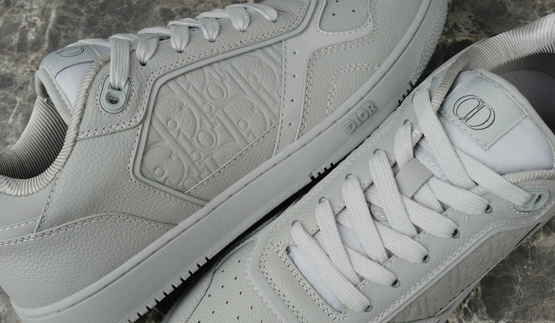 DIOR SNEAKERS