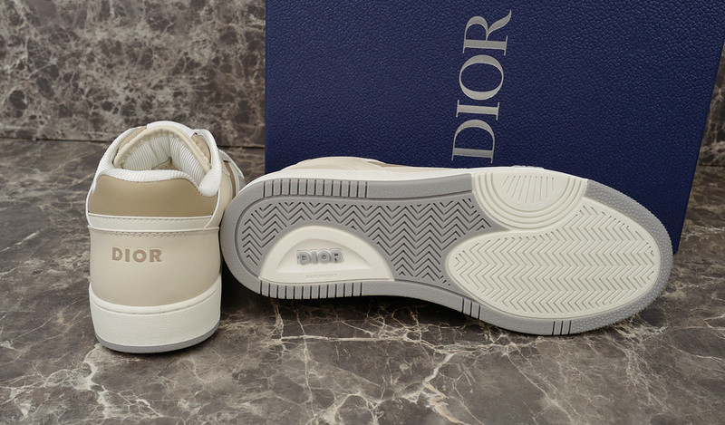 DIOR SNEAKERS