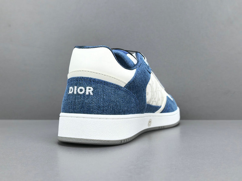 DIOR SNEAKERS