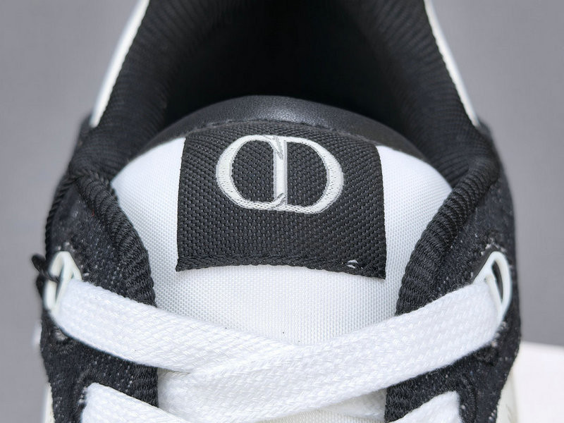 DIOR SNEAKERS