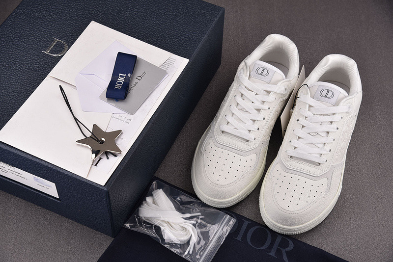 DIOR SNEAKERS