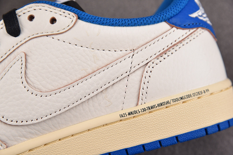 Travis Scott x Fragment x Air Jordan 1 Low OG DM7866-104