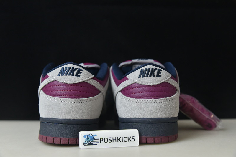 Nike SB Dunk Low Atmosphere Grey True Berry BQ6817-001