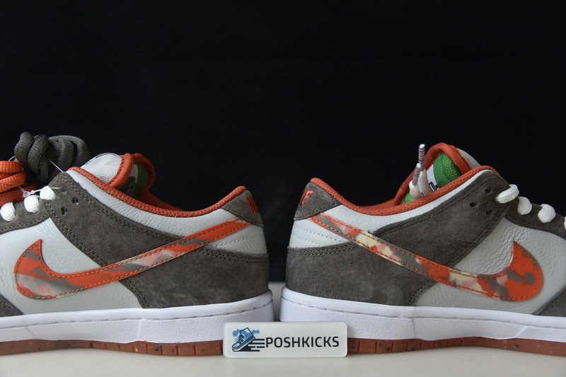Crushed D.C. x Nike SB Dunk Low DH7782-001