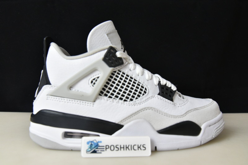 Air Jordan 4 “Military Black” DH6927-111