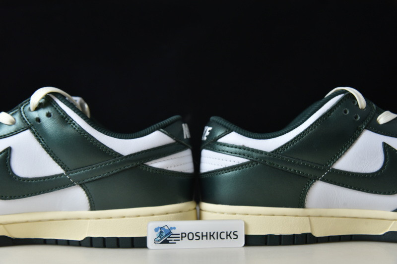 Nike Dunk Low Vintage Green (W) DQ8580-100