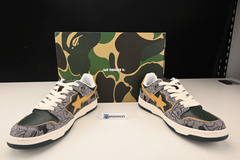 BAPE SNEAKERS