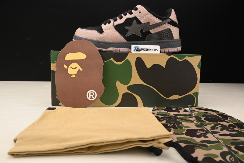 BAPE SNEAKERS