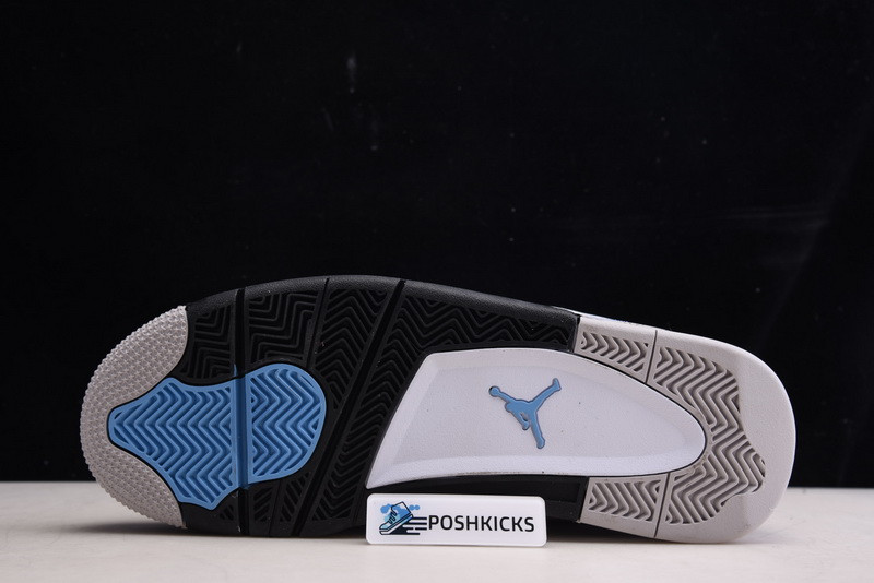 Jordan 4 Retro University Blue CT8527-400